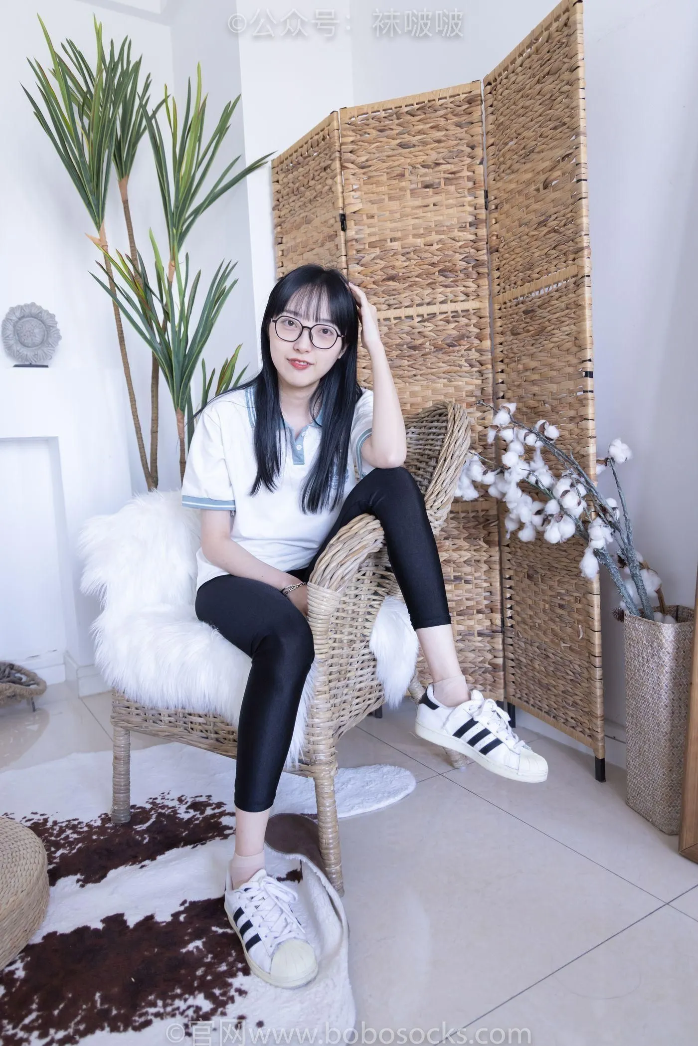 [BoBoSocks袜啵啵]NO.044 稚予-贝壳头、匡威帆布鞋、短肉丝 [154P]插图5